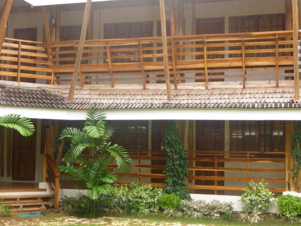 Palo Alto Bed & Breakfast Puerto Princesa Extérieur photo